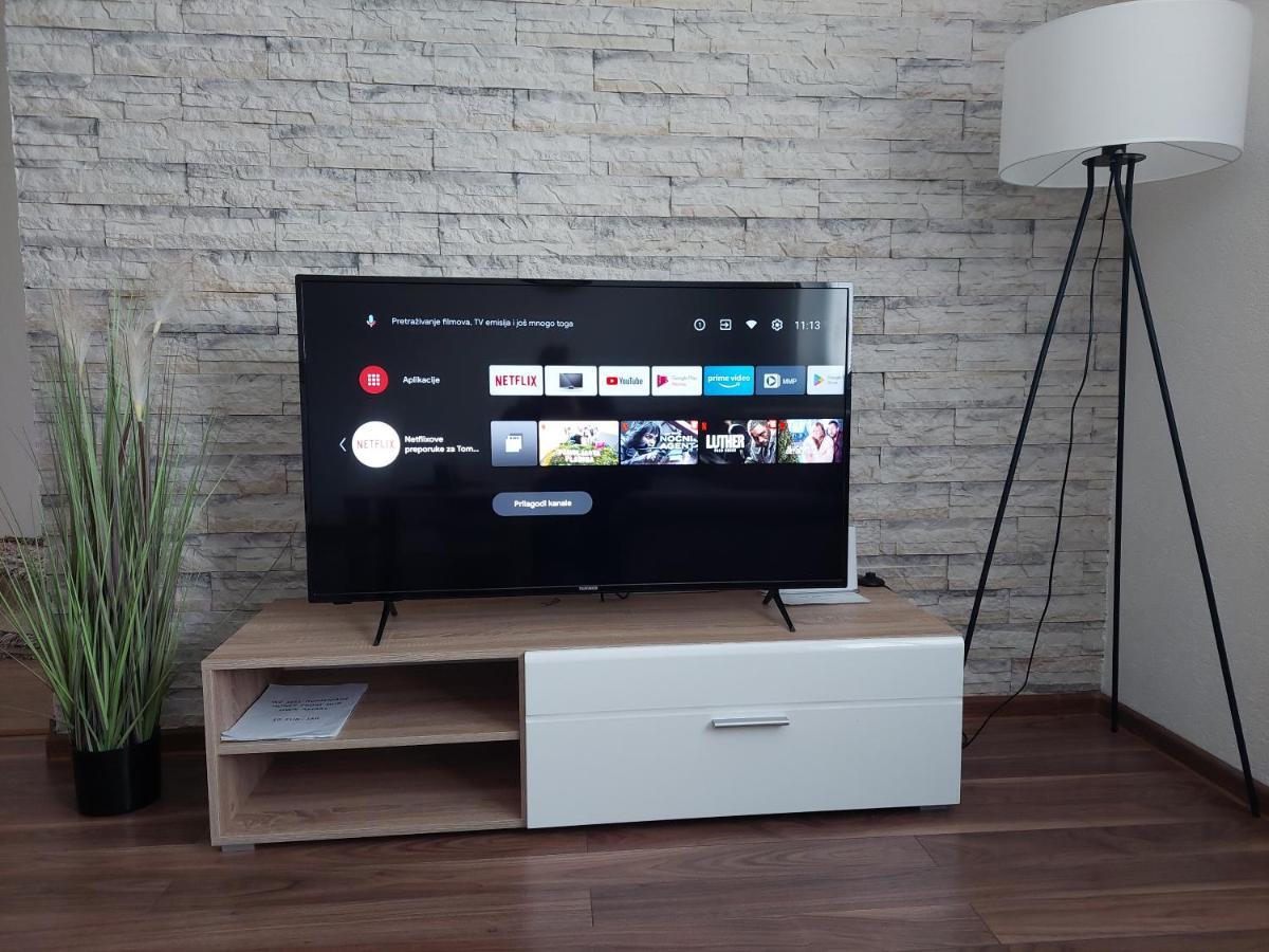Apartman Danijela Otočac Dış mekan fotoğraf