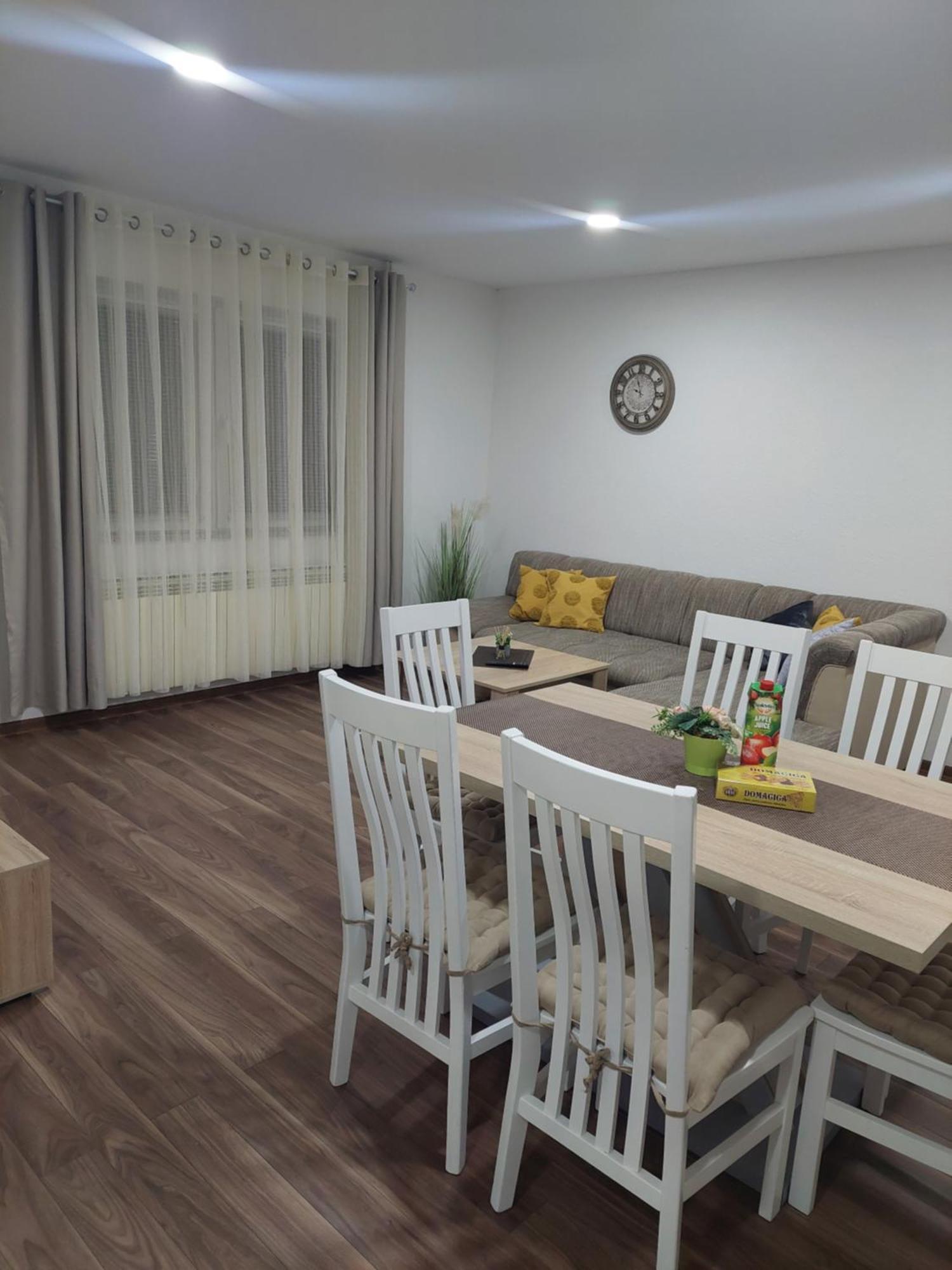 Apartman Danijela Otočac Dış mekan fotoğraf