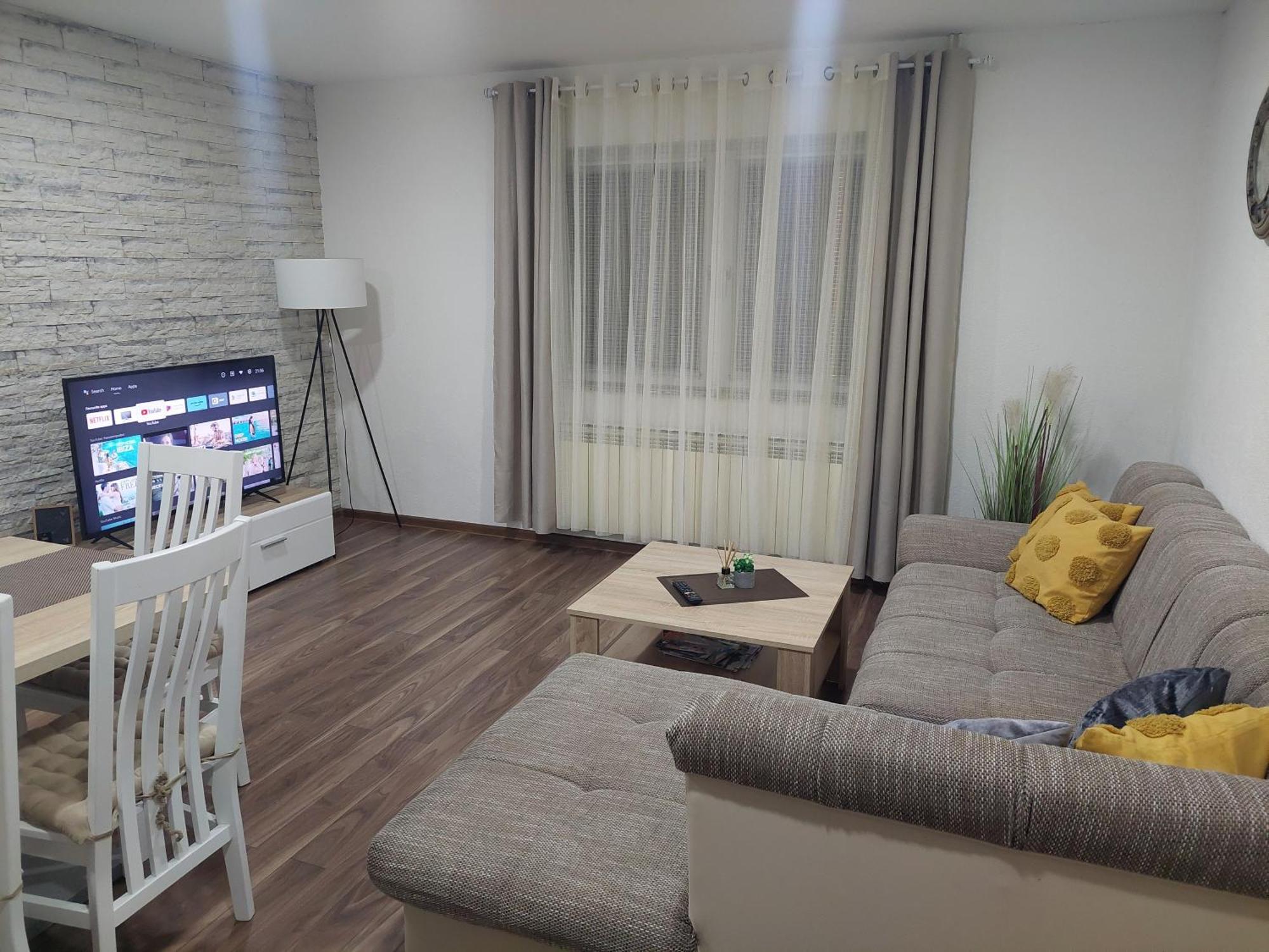 Apartman Danijela Otočac Dış mekan fotoğraf